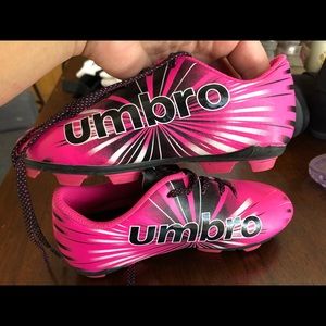 Umbro girls size 11 soccer cleats
